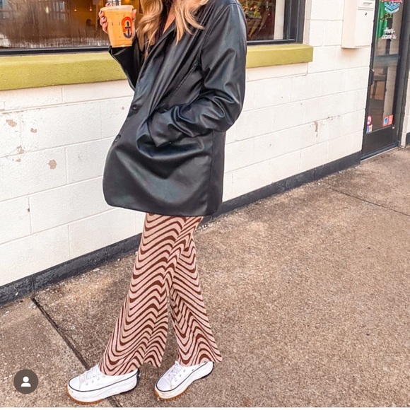 Patterned pants - Picture 2 of 2